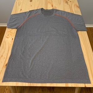 Men’s Lululemon T-Shirt XL